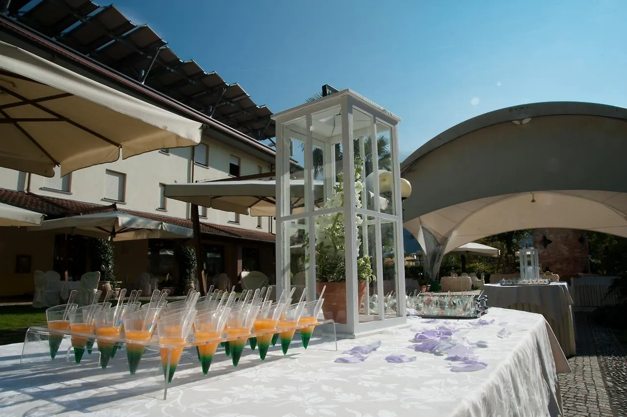 Hotel 2 Magnolie Piancogno Italia